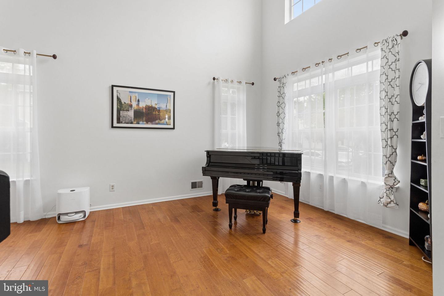 6 Harvard Circle, Princeton, NJ 08540 | Realty.com