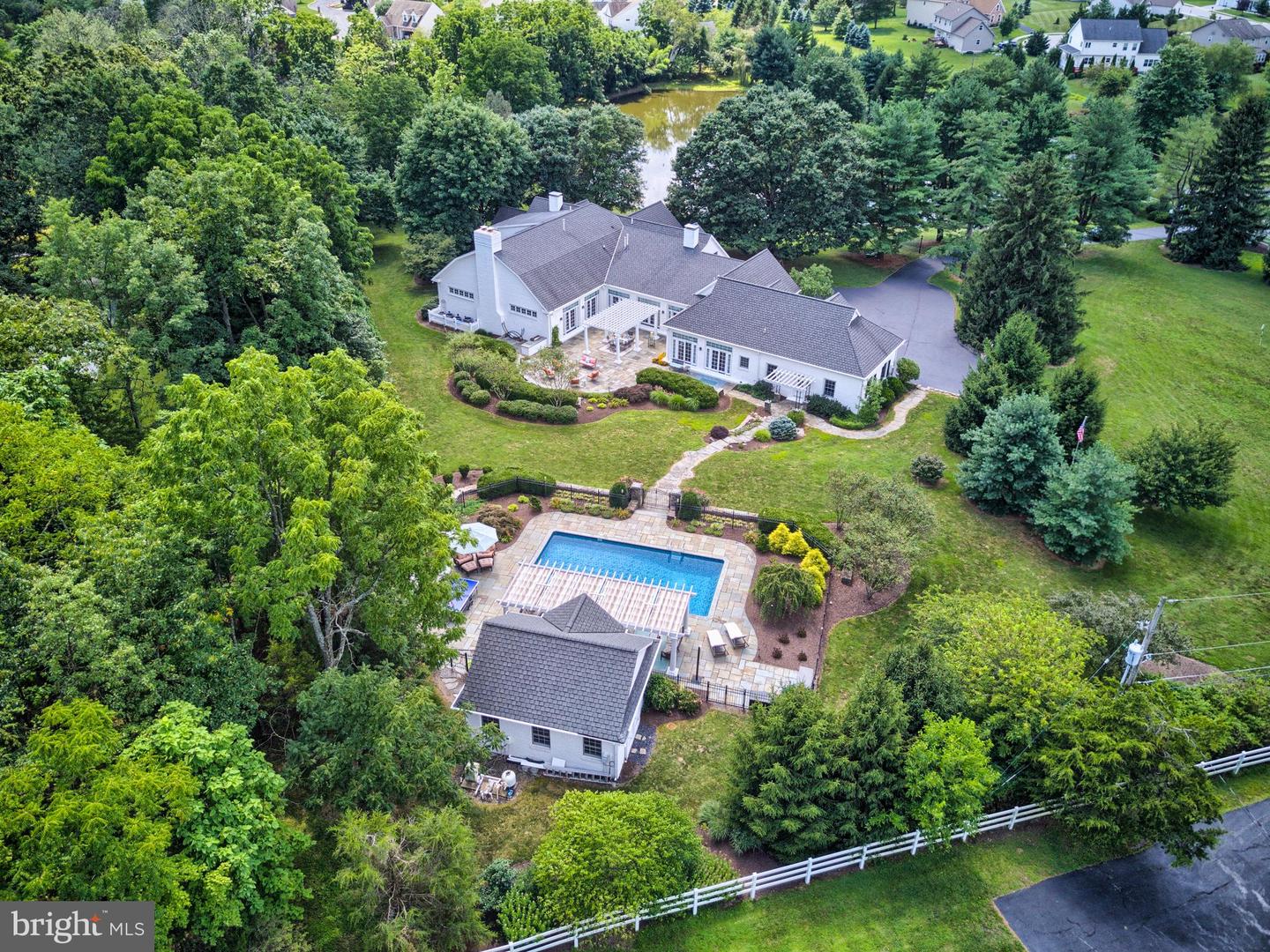 1398 Herrs Ridge Road, Gettysburg, PA 17325
