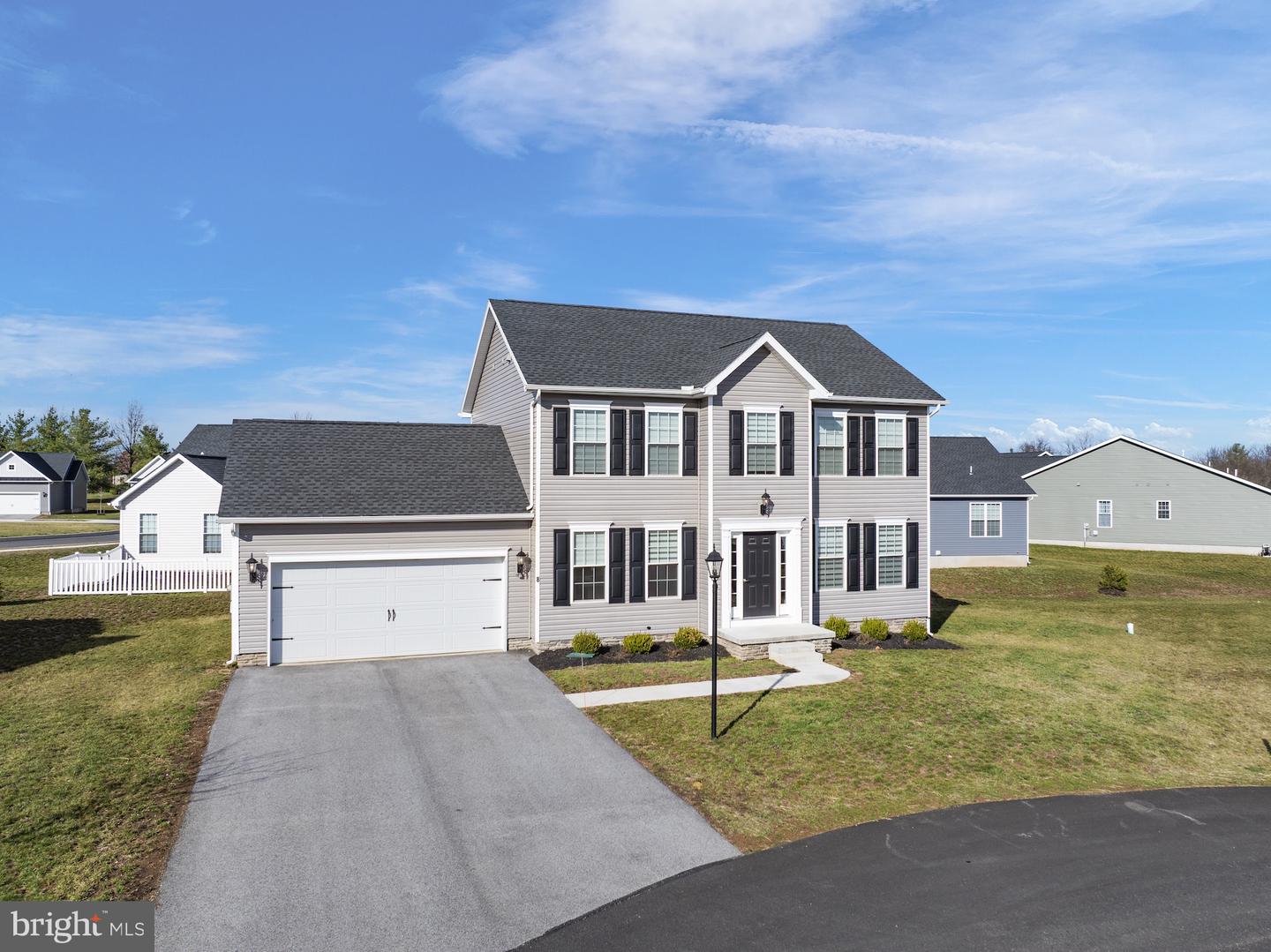 8 Nighthawk Ct — photo