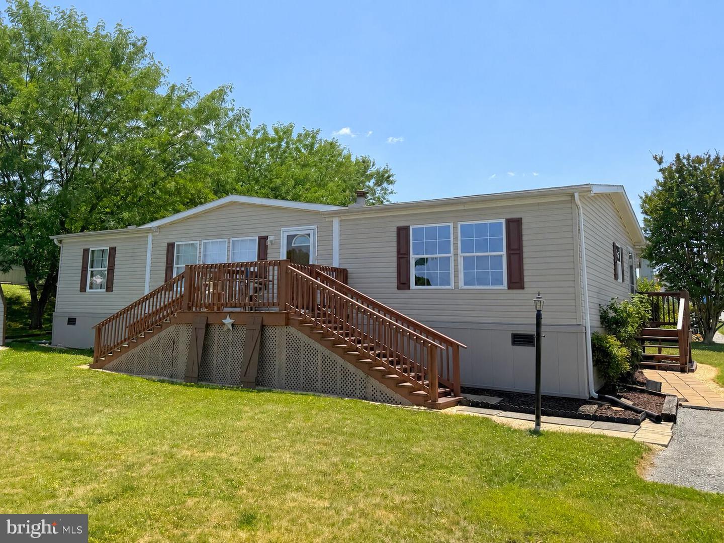 115 Raptor Dr — photo