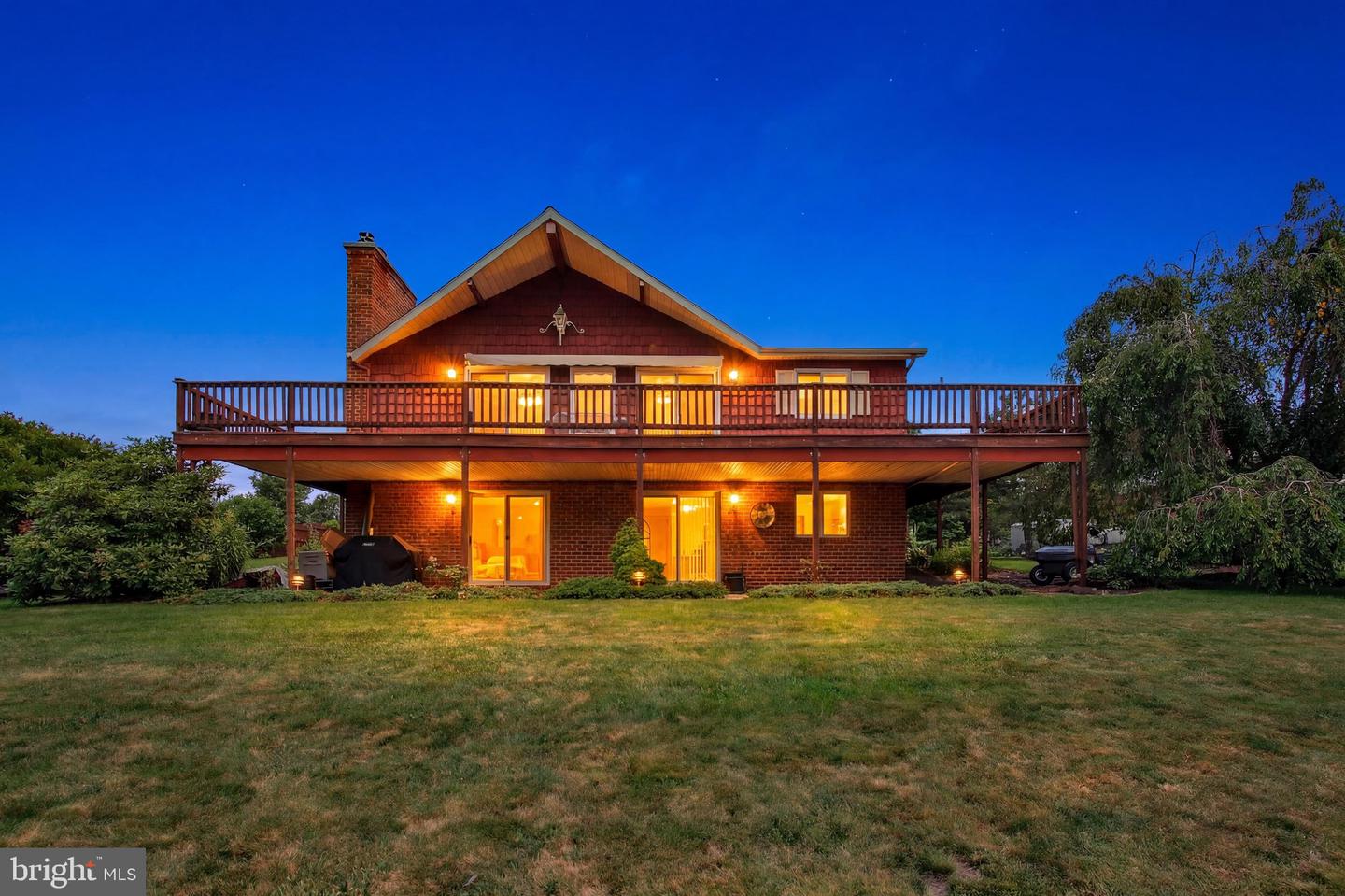 344 Heritage Dr — photo