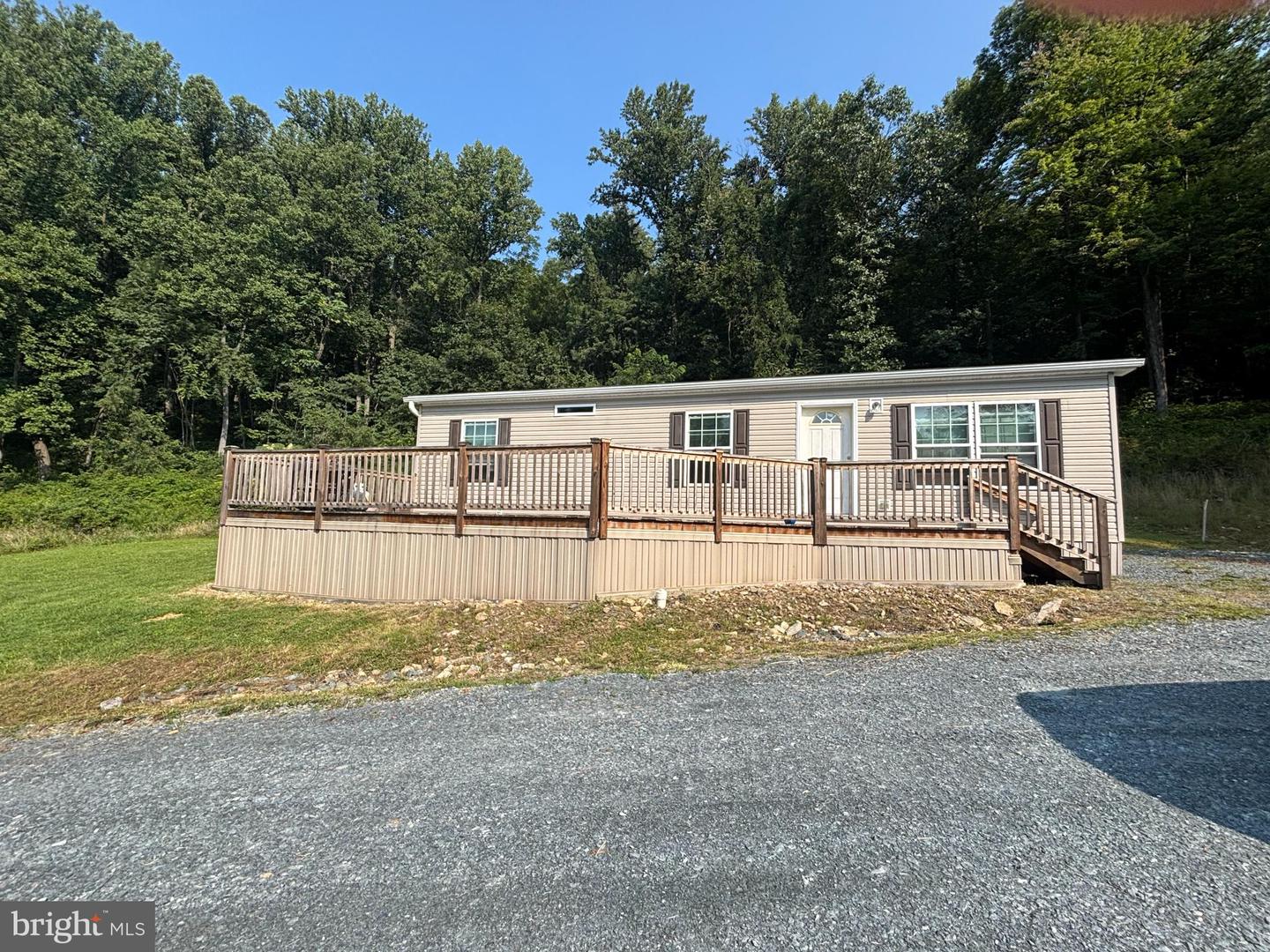 184 Tunnel Ln — photo