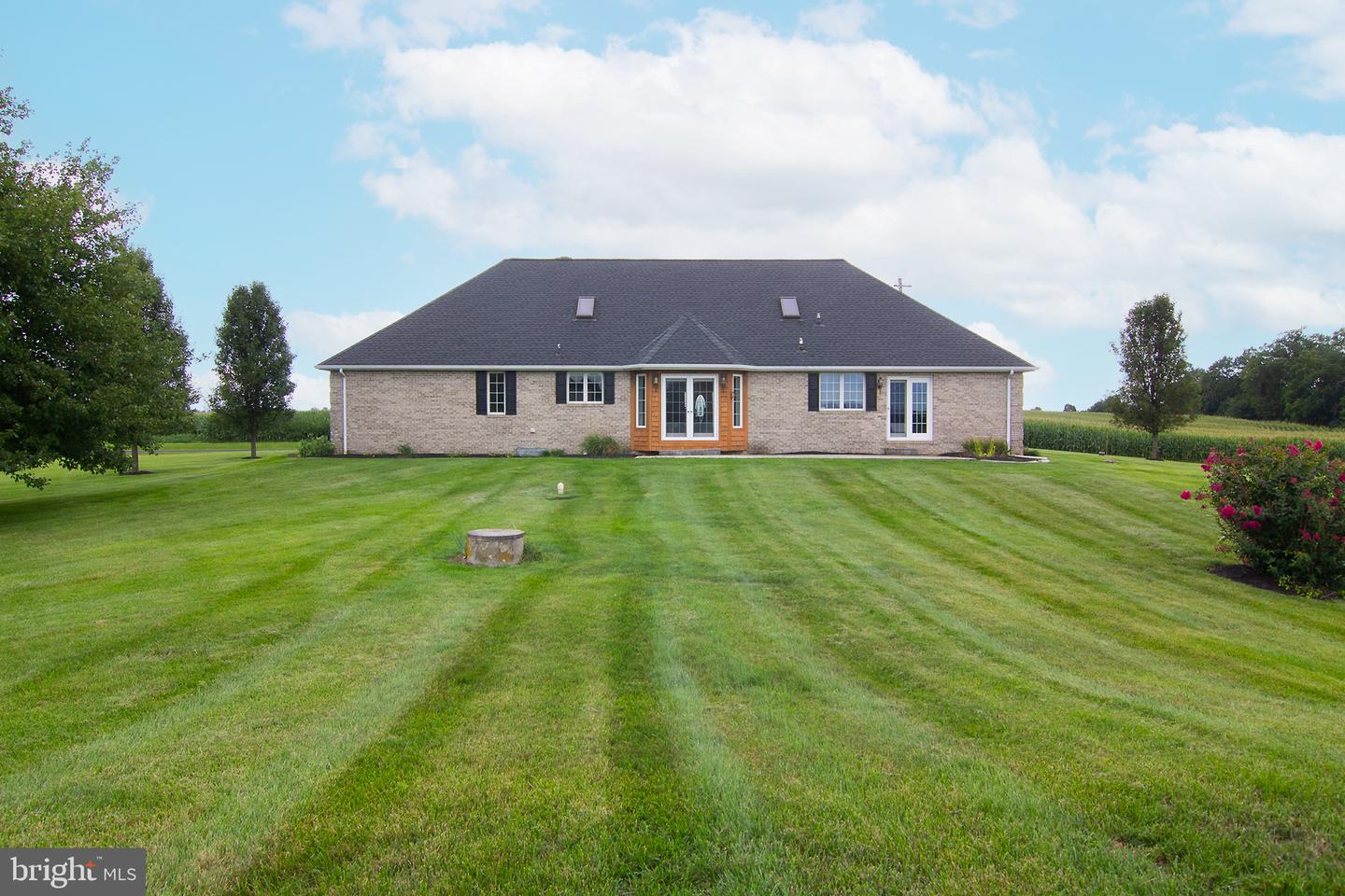 960 Teeter Road, Littlestown, PA 17340 — photo 2