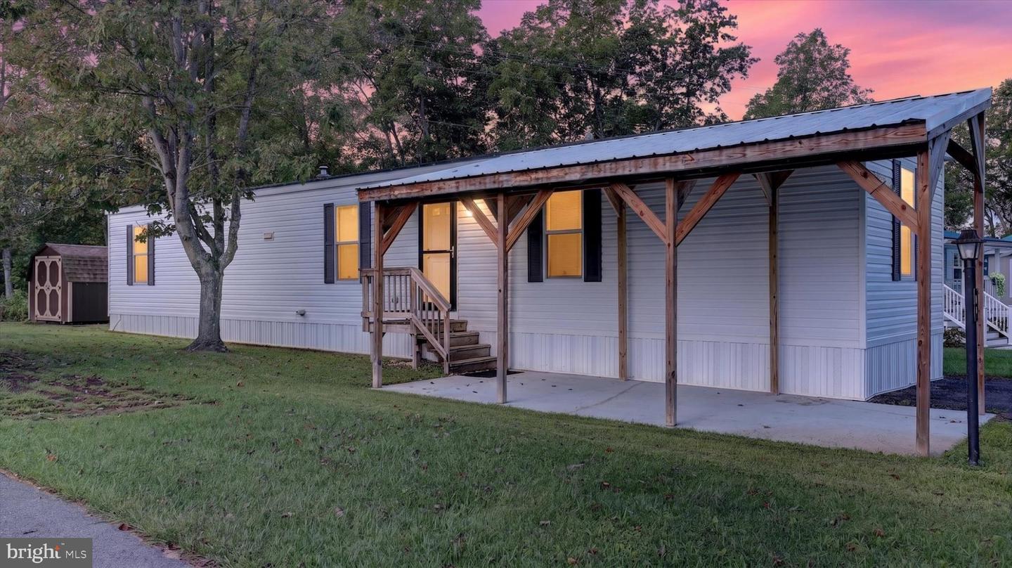 81 Pegram — photo
