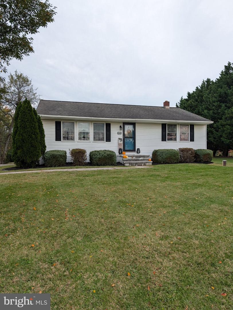 690 Georgetown Road, Littlestown, PA 17340 — photo 2