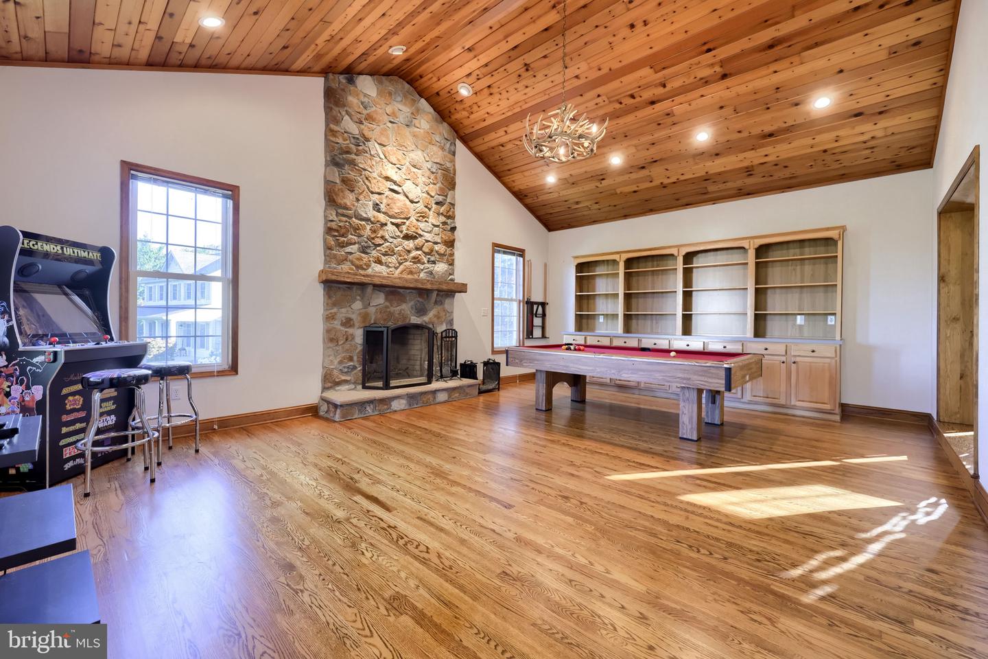 77 E Summit Drive, Littlestown, PA 17340 — photo 2