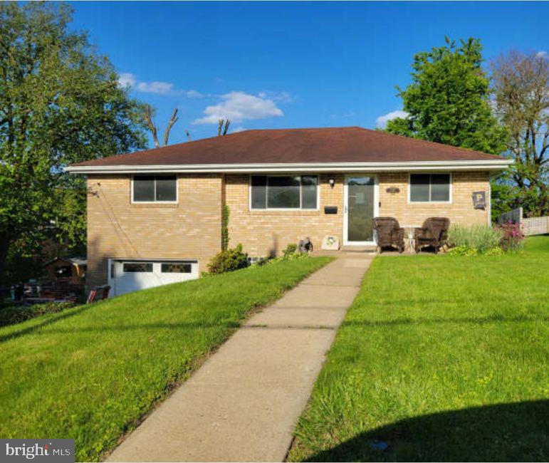 112 Maple Ave — photo