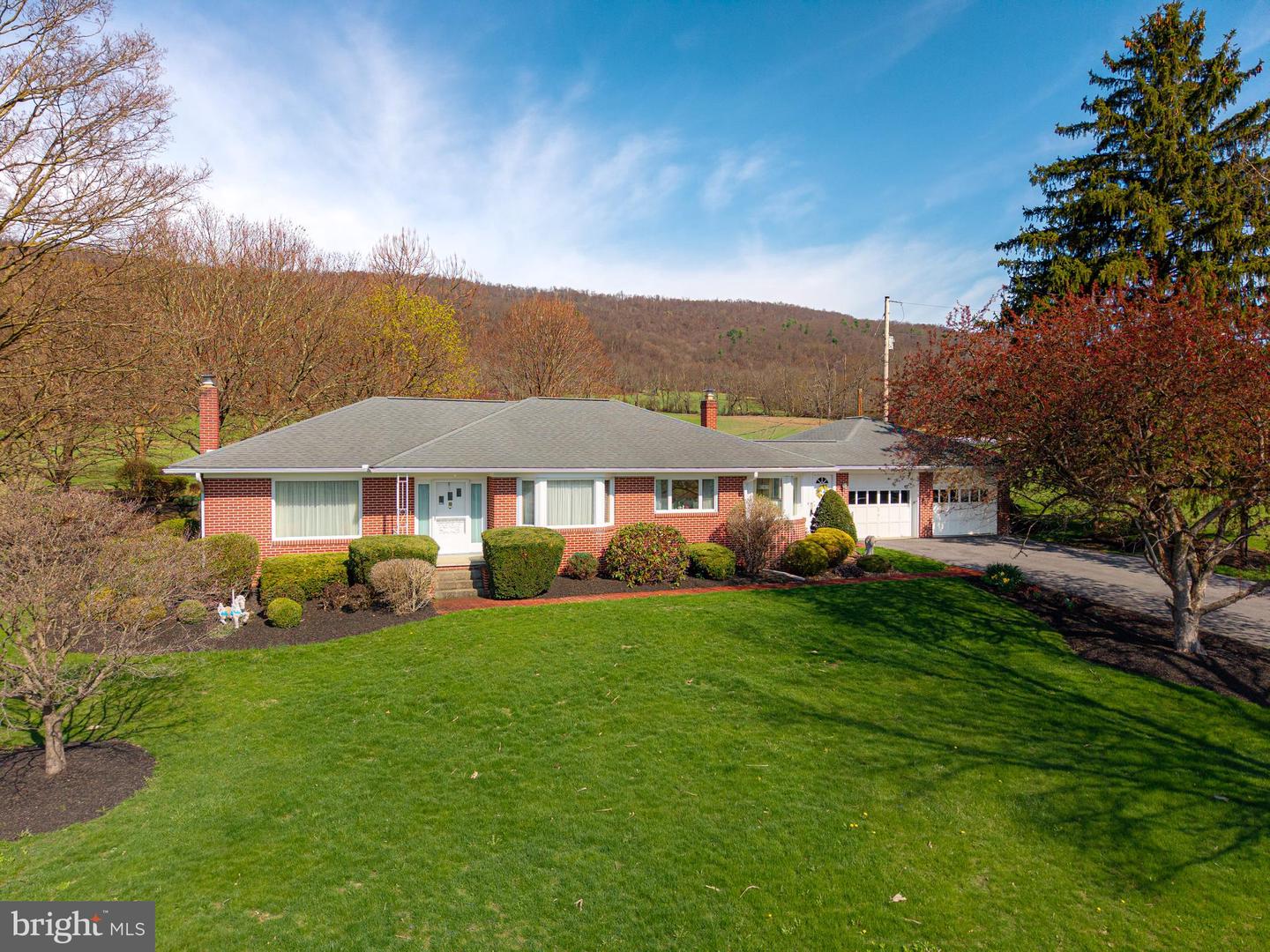 1771 Upper Snake Spring Rd — photo