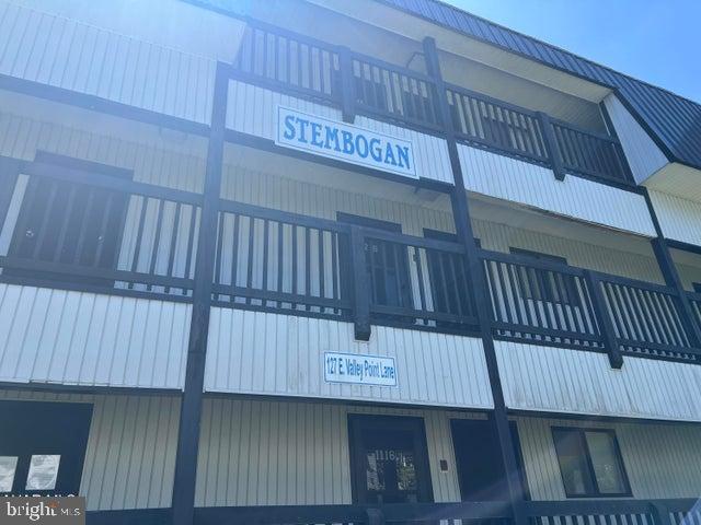 127 E Valley Point Ln #1211 — photo