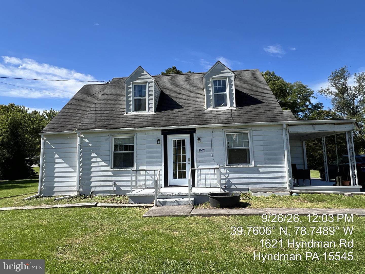 1621 Hyndman Rd — photo