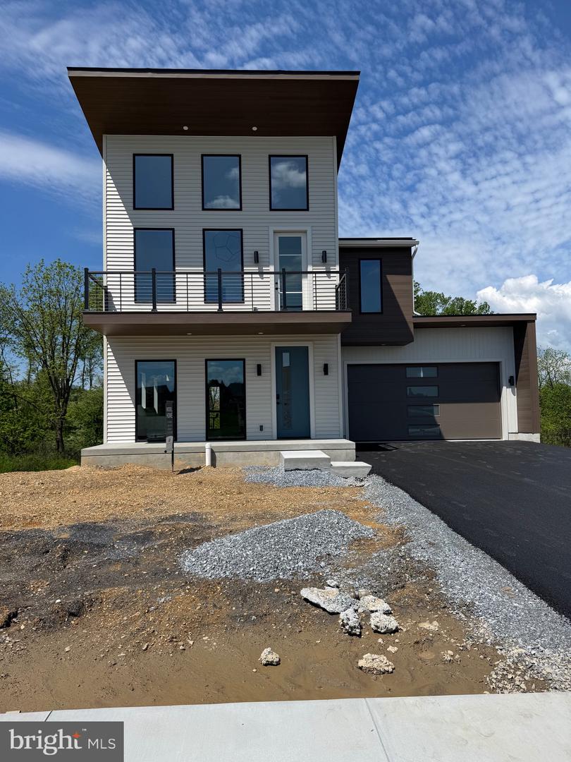 46 Clover Dr #46 — photo