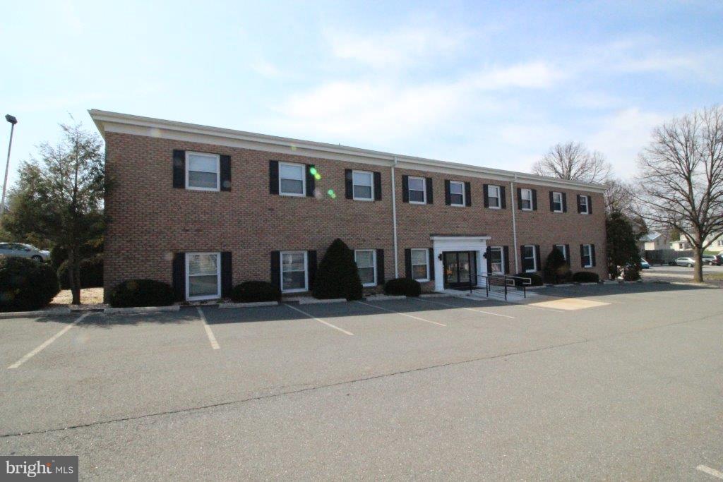 420 N Park Rd #201 — photo