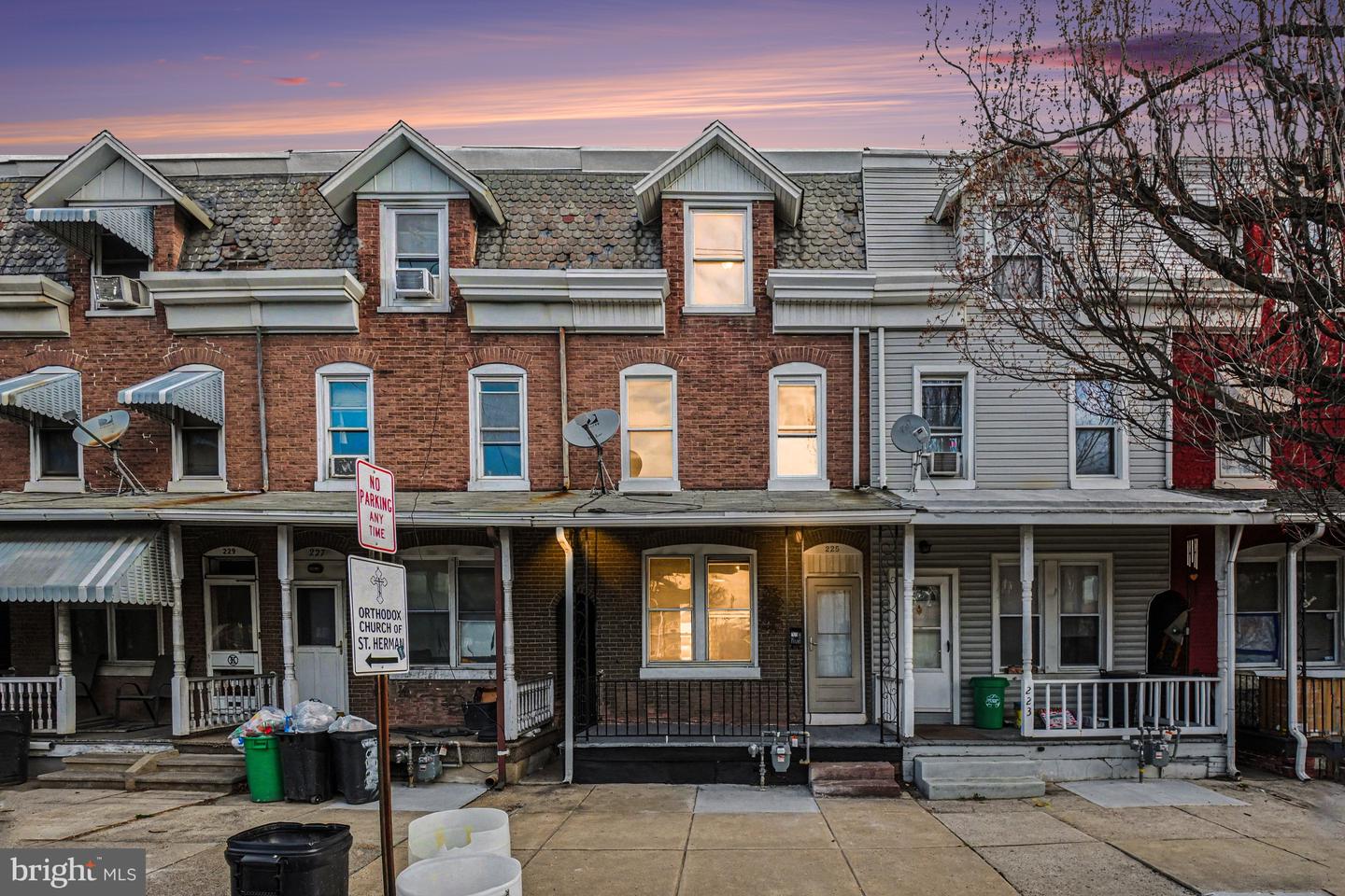 225 W Lancaster Ave — photo