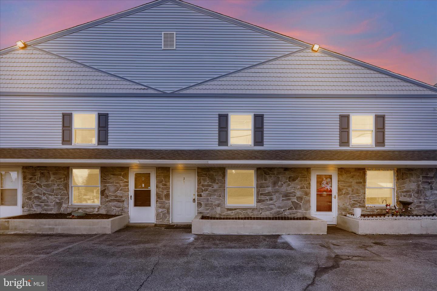 709 Hill Rd #3 — photo