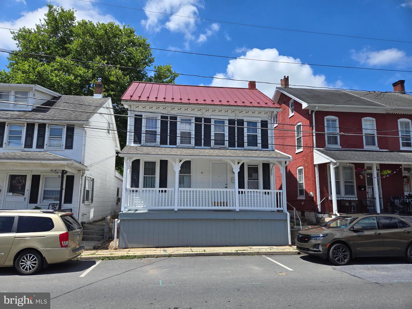 24 S Hull Street, Reading, PA 19608 — photo 2