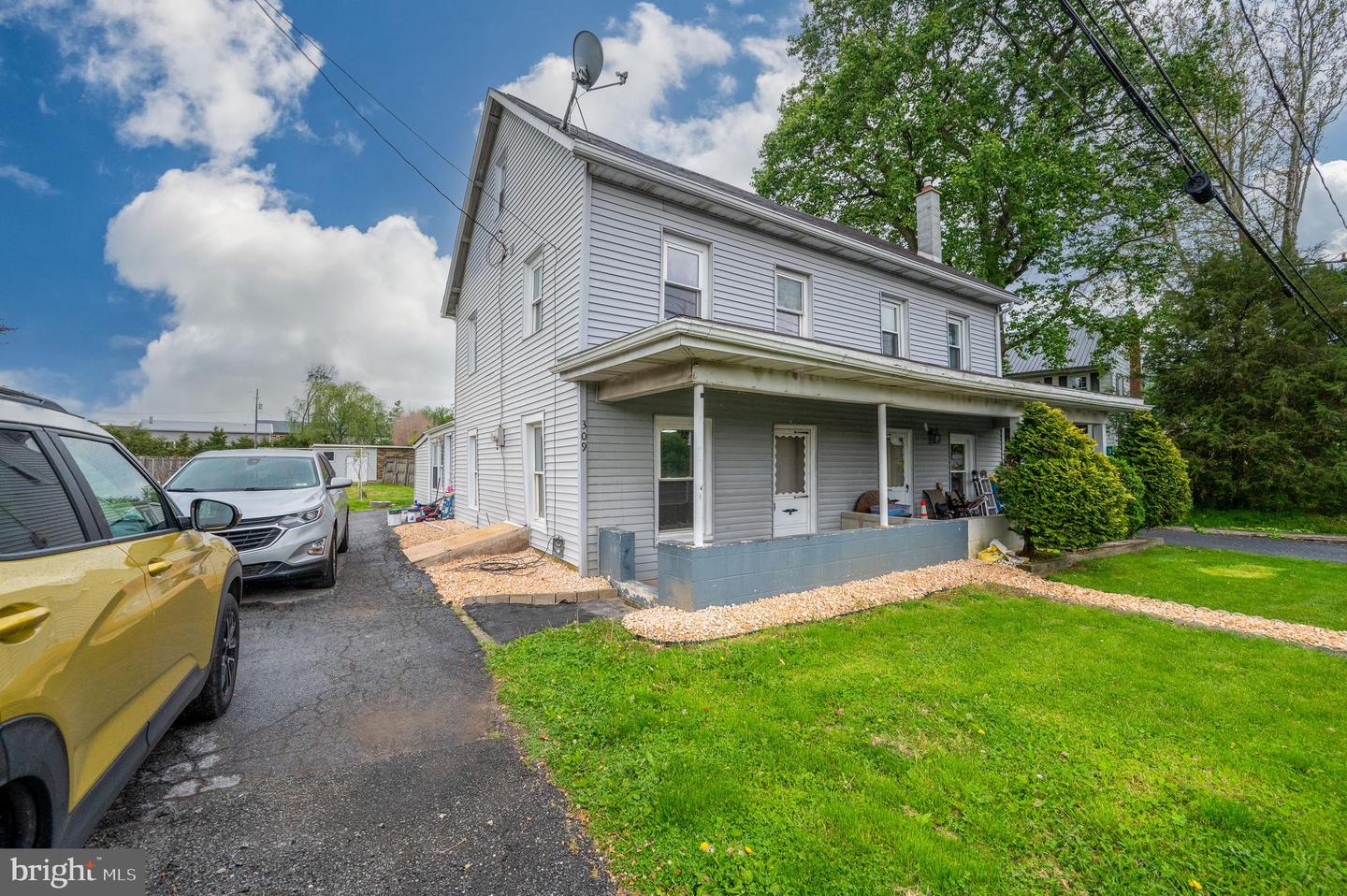 467 Hill Rd — photo