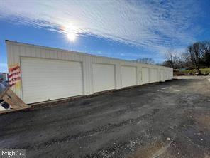 813 S Reading Ave #Storage Units — photo