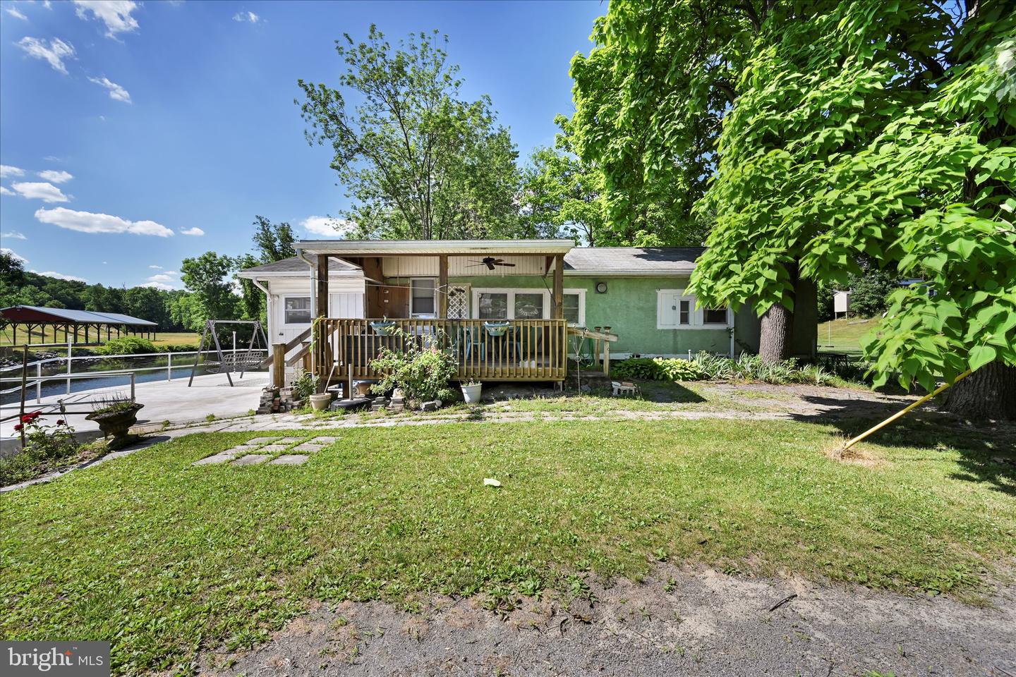 Bungalow a8 Cottage Ln Slater Rd — photo