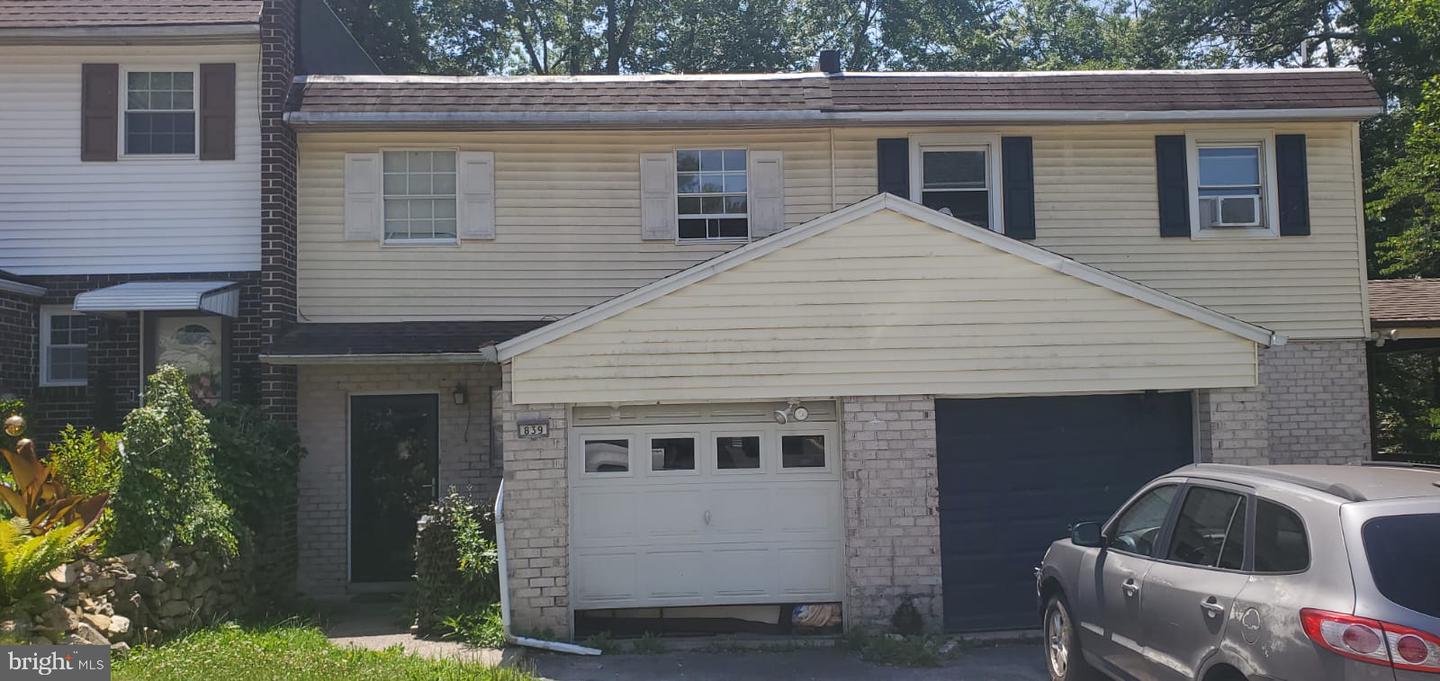 839 Rabbit Lane, Reading, PA 19606