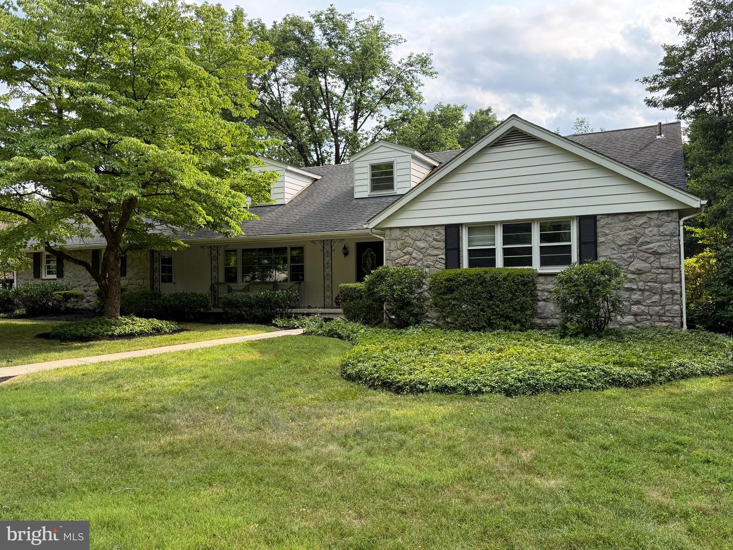 1202 Old Mill Rd — photo