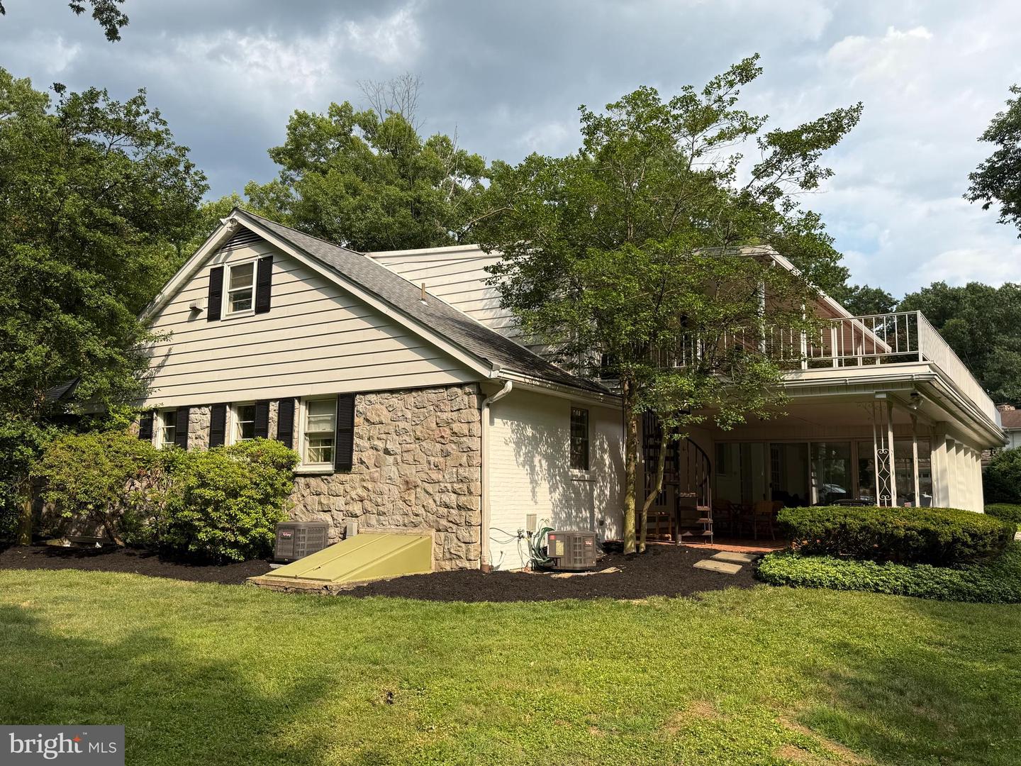 1202 Old Mill Road, Reading, PA 19610 — photo 2