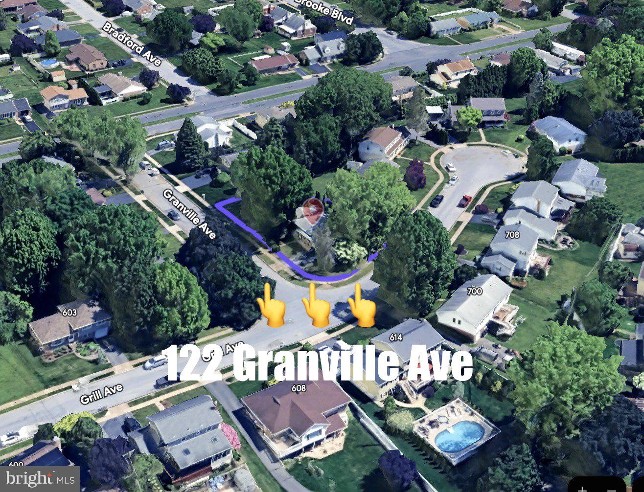 122 Granville Ave — photo