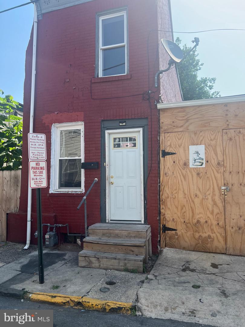 115 Moss St — photo