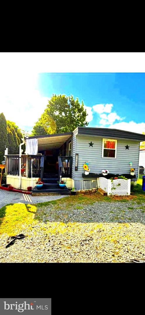 1113 Hollywood Dr — photo