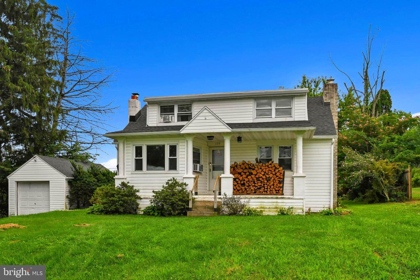 139 OLD STATE ROAD, READING PA 19606 — photo 2