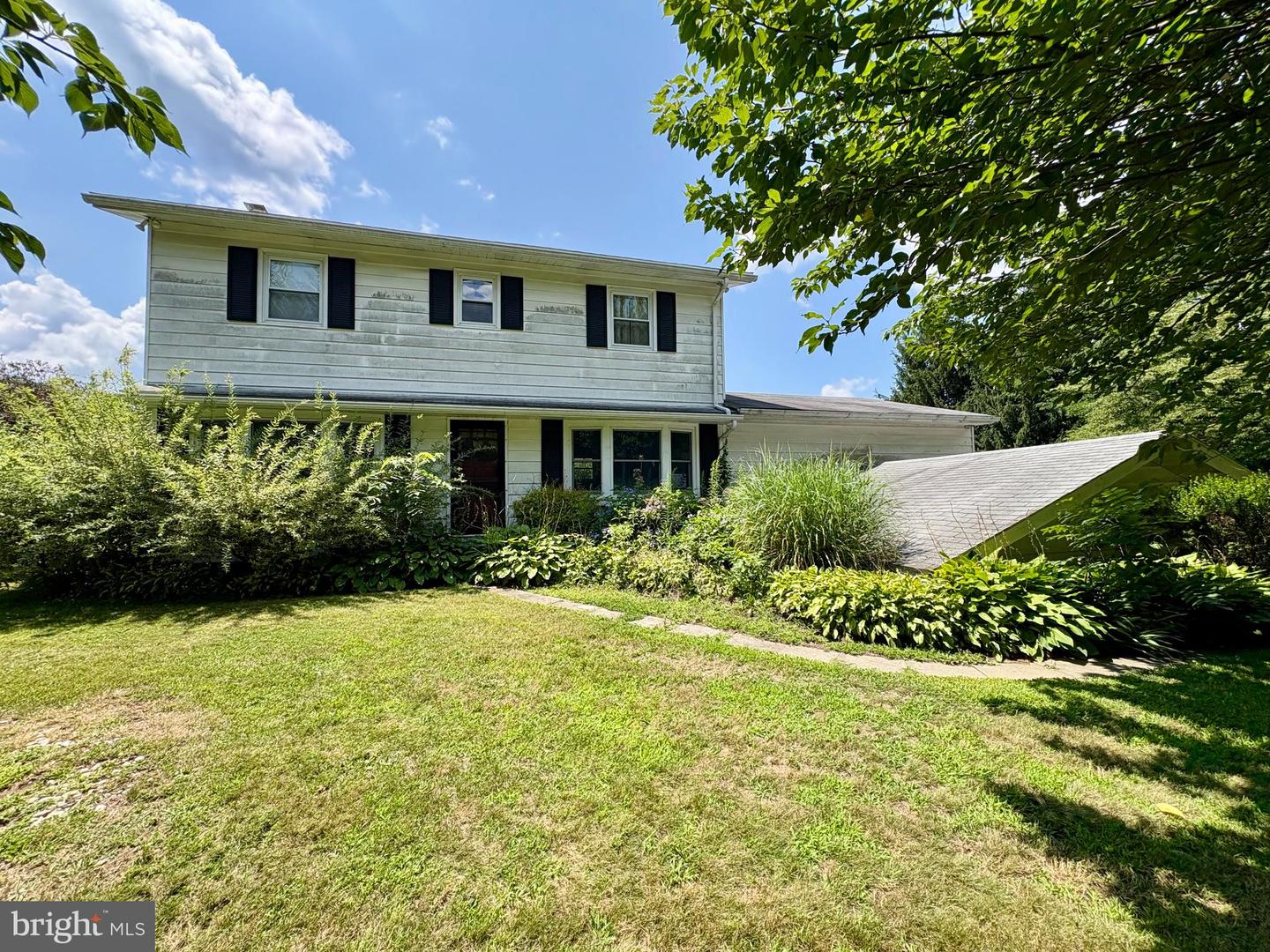 82 Clay Road, Mertztown, PA 19539