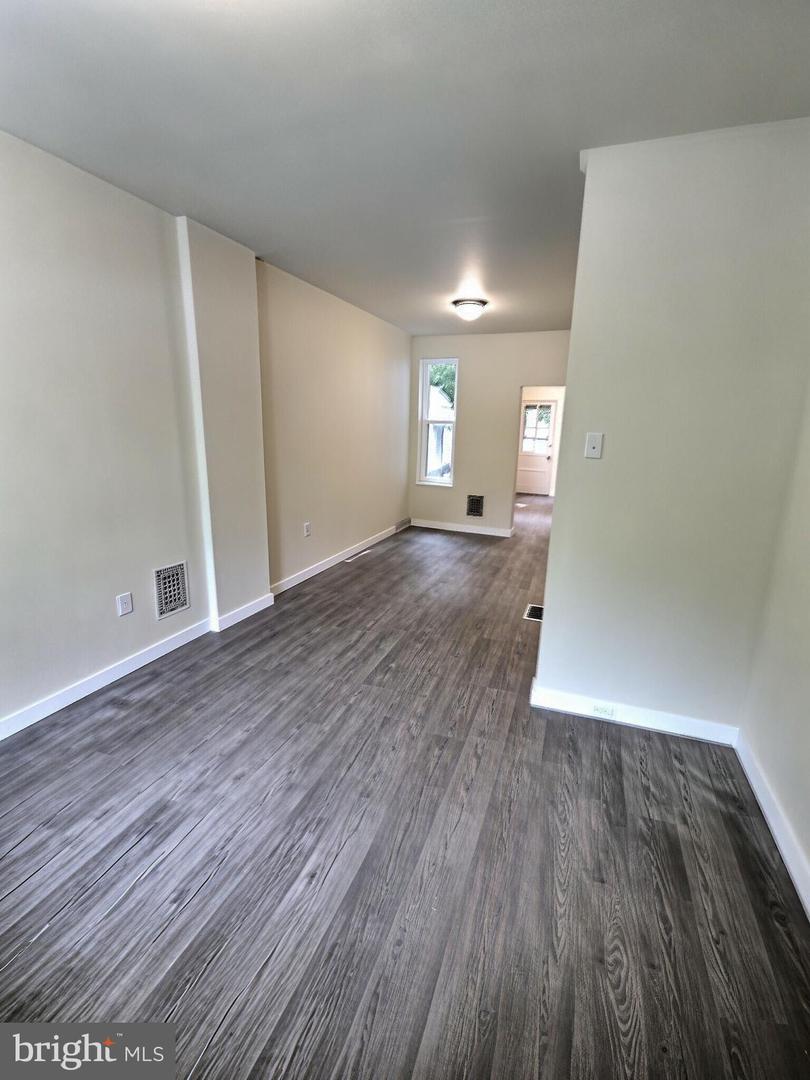 2126 Kutztown Road, Reading, PA 19605 — photo 2