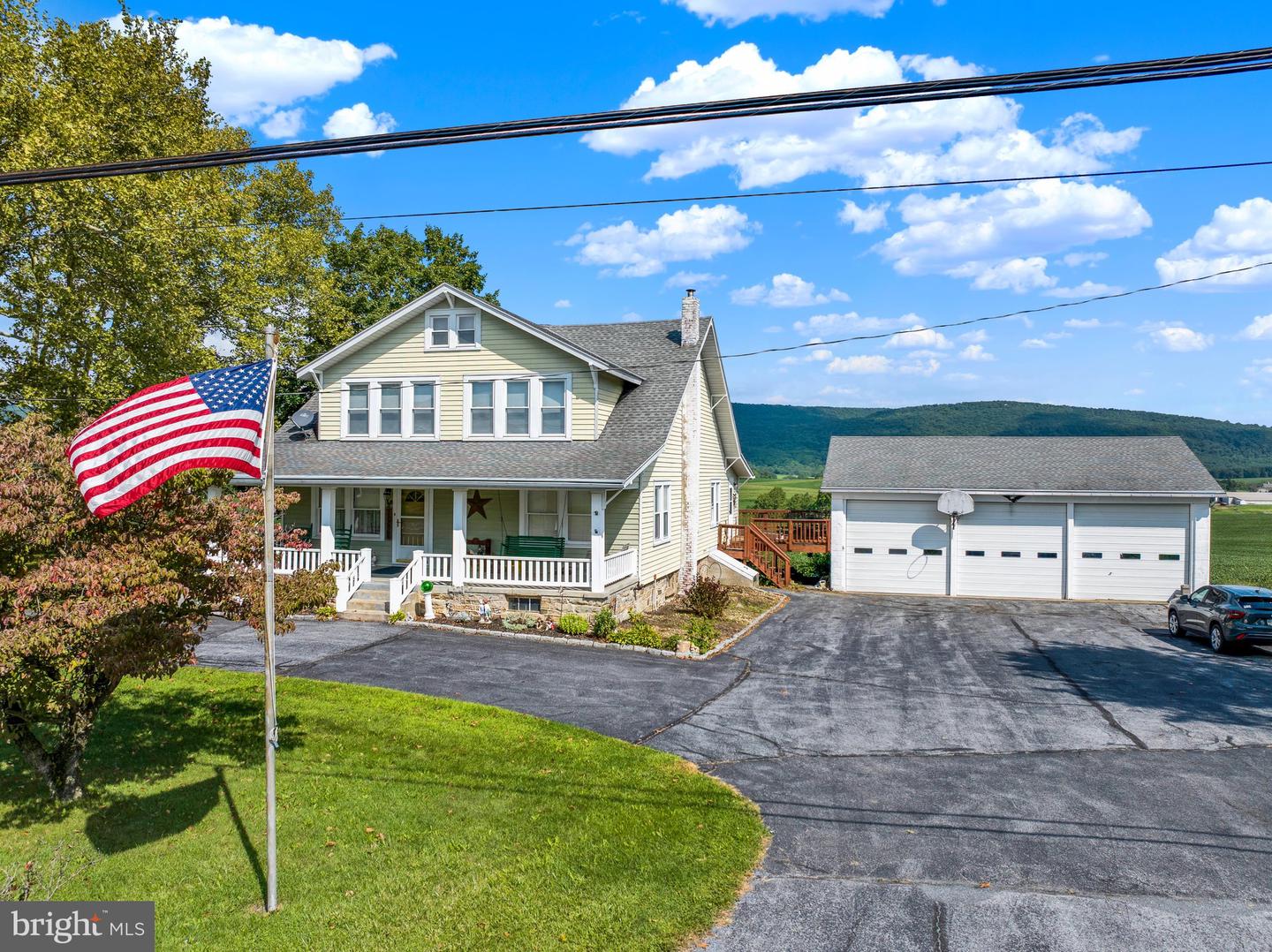 1917 Old Route 22 — photo