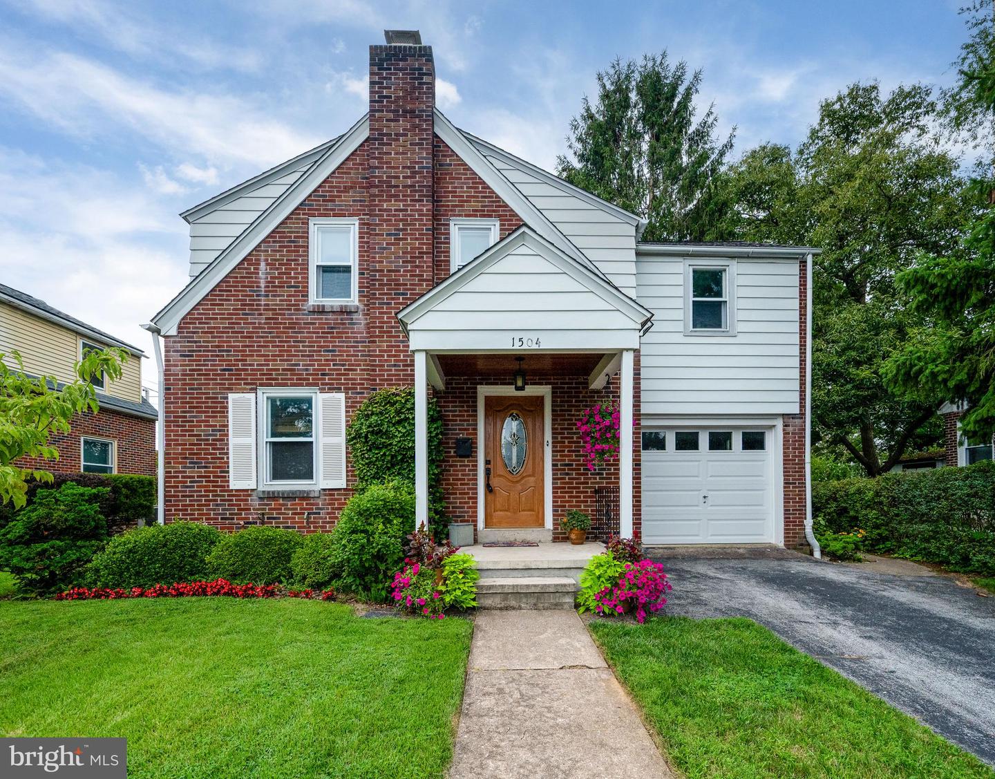 1504 Cortland Ave — photo