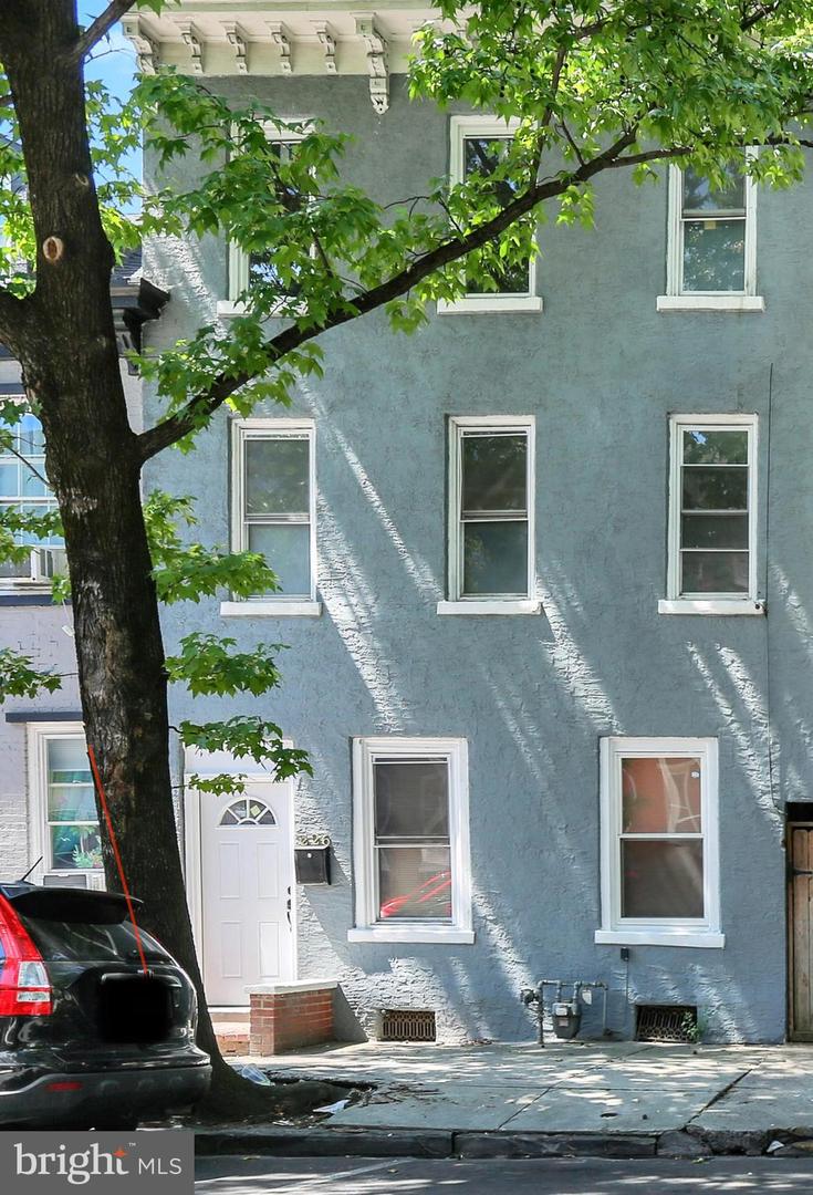 226 S 4th St — photo