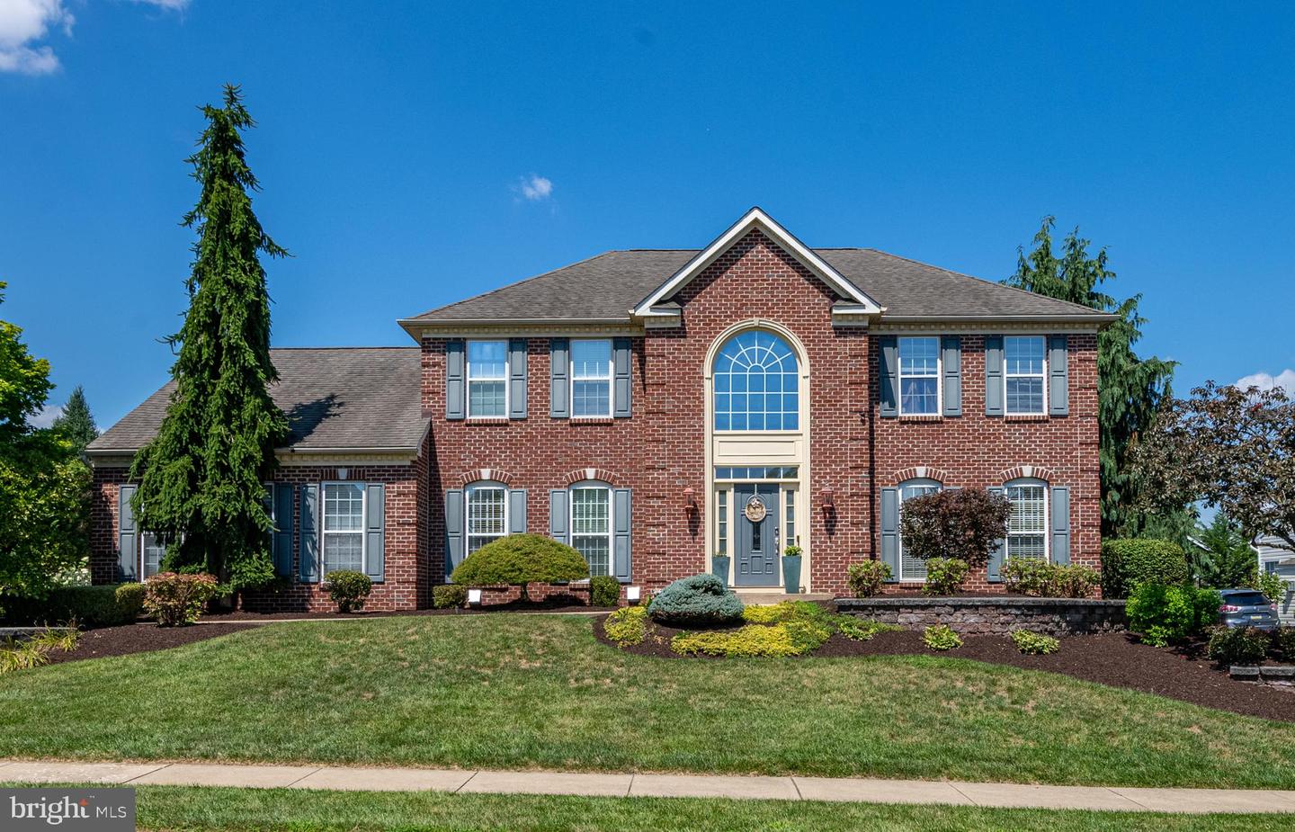 8 Hidden Brook Way — photo