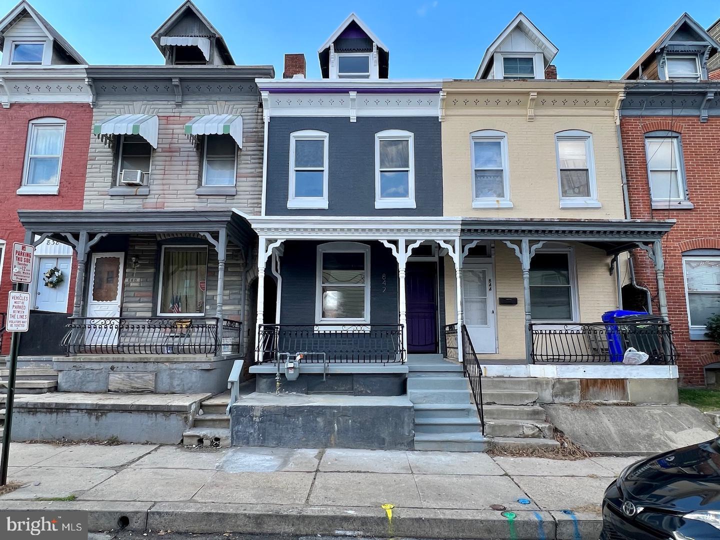 842 Mulberry St — photo