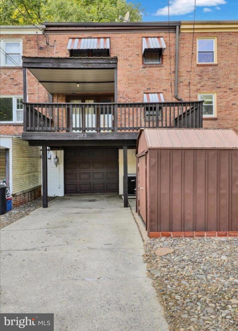 203 Sycamore Road, Reading, PA 19611 — photo 2