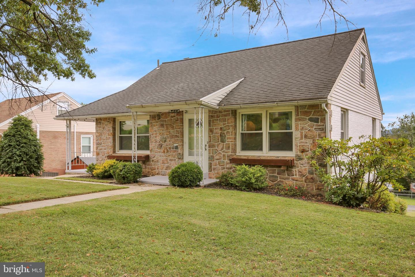 80 Wyomissing Hills Blvd — photo