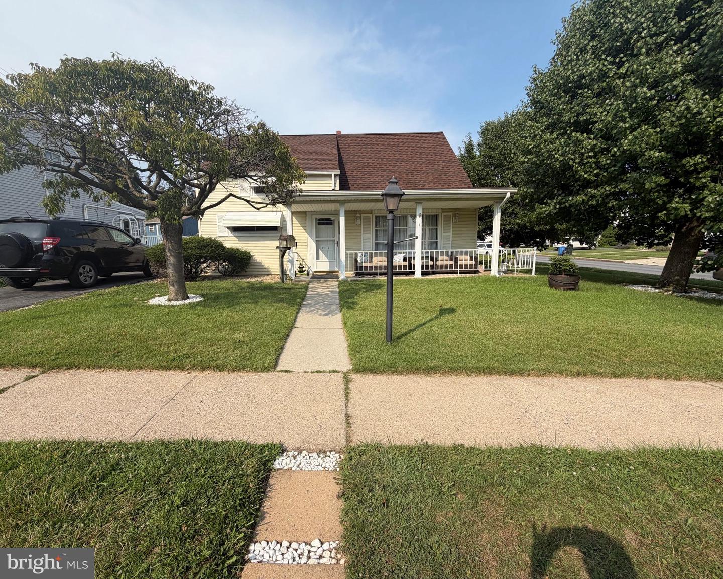 801 Apache Ln — photo