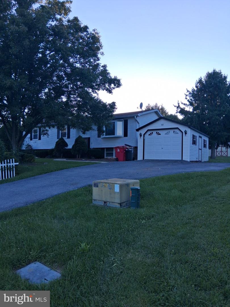 168 Butternut Court — photo