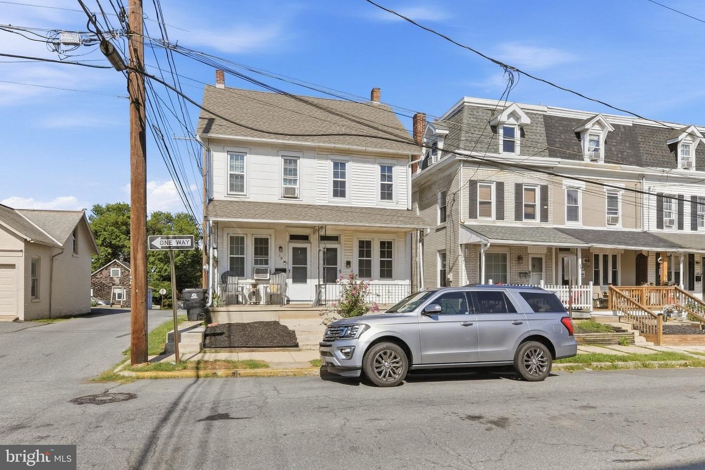 32 N Wyomissing Ave — photo
