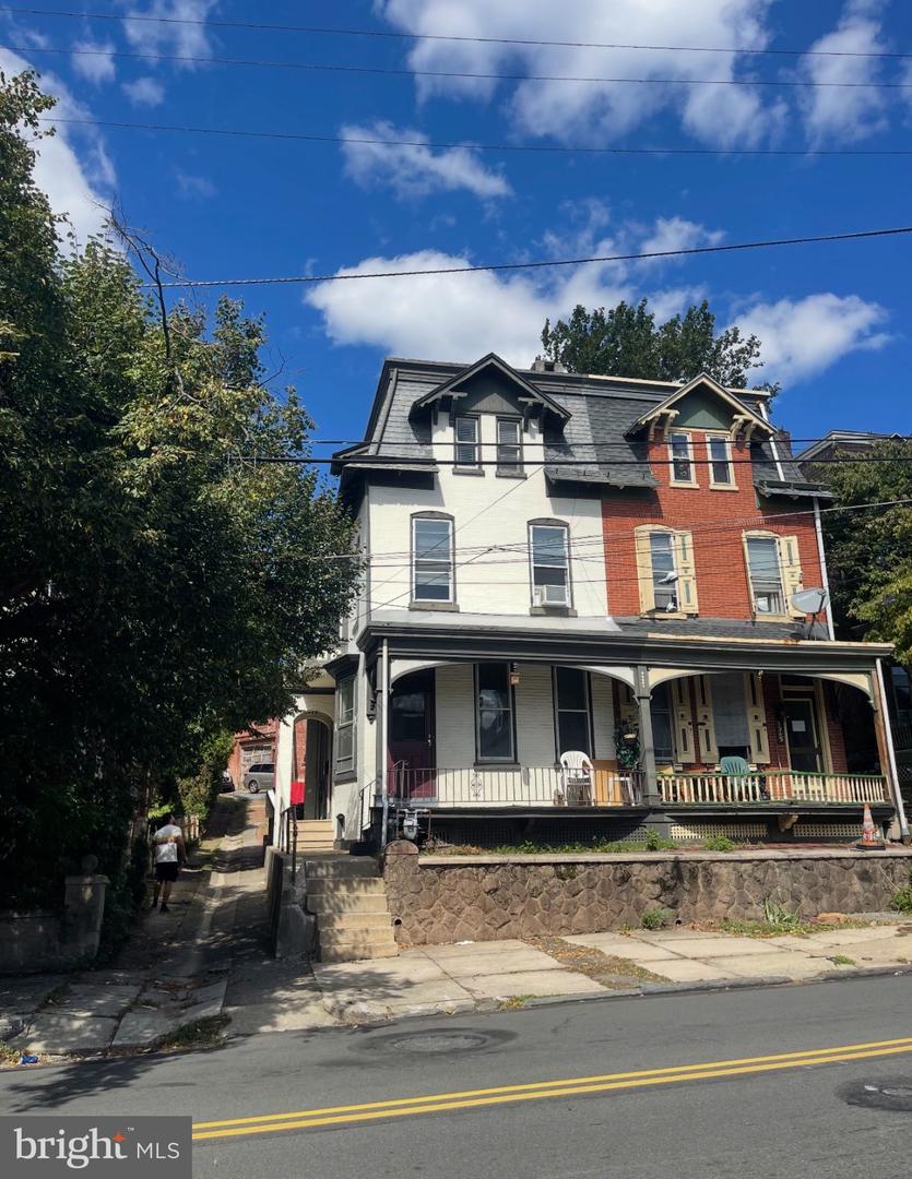 1343 Mineral Spring Rd — photo
