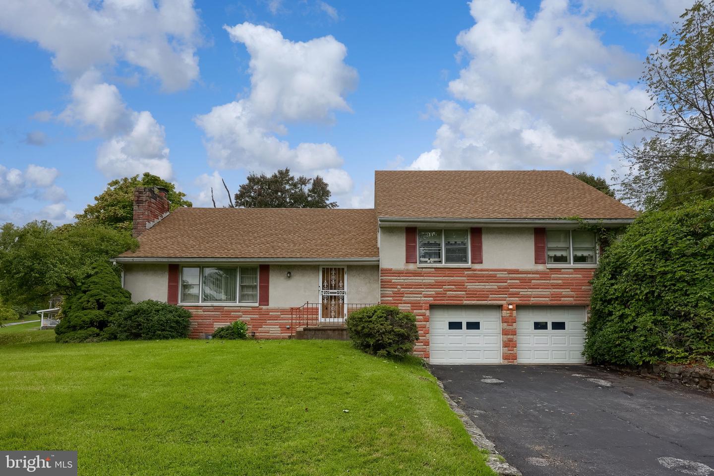 1573 Welsh Road, Reading, PA 19607 — photo 2