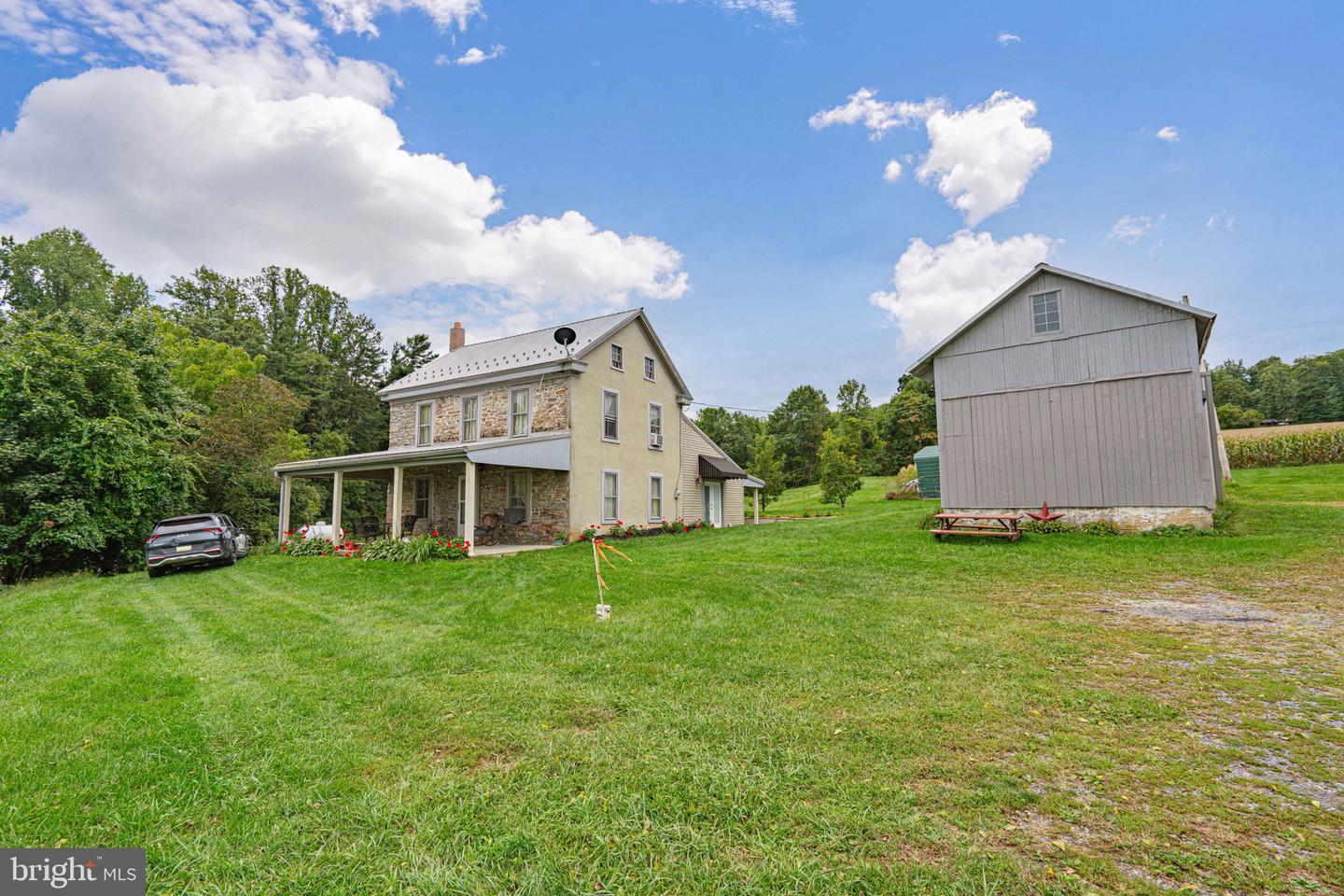 48 Cider Mill Rd — photo