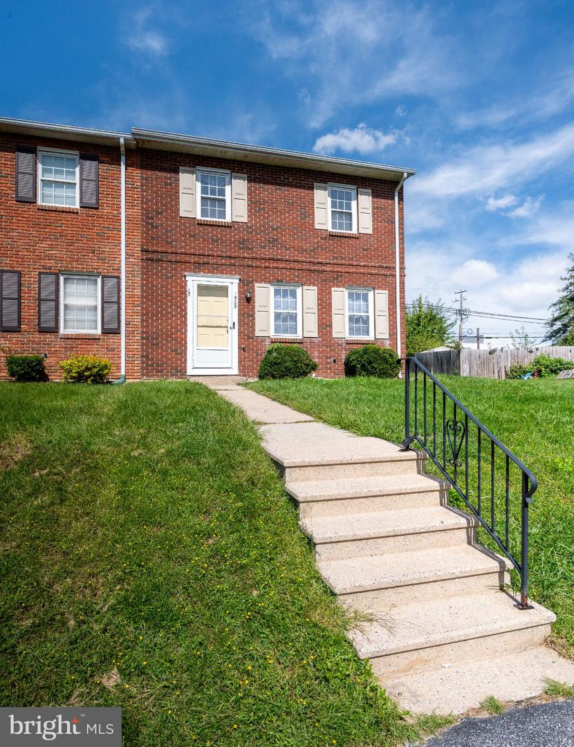 1909 Andre Court, Wyomissing, PA 19610 — photo 2