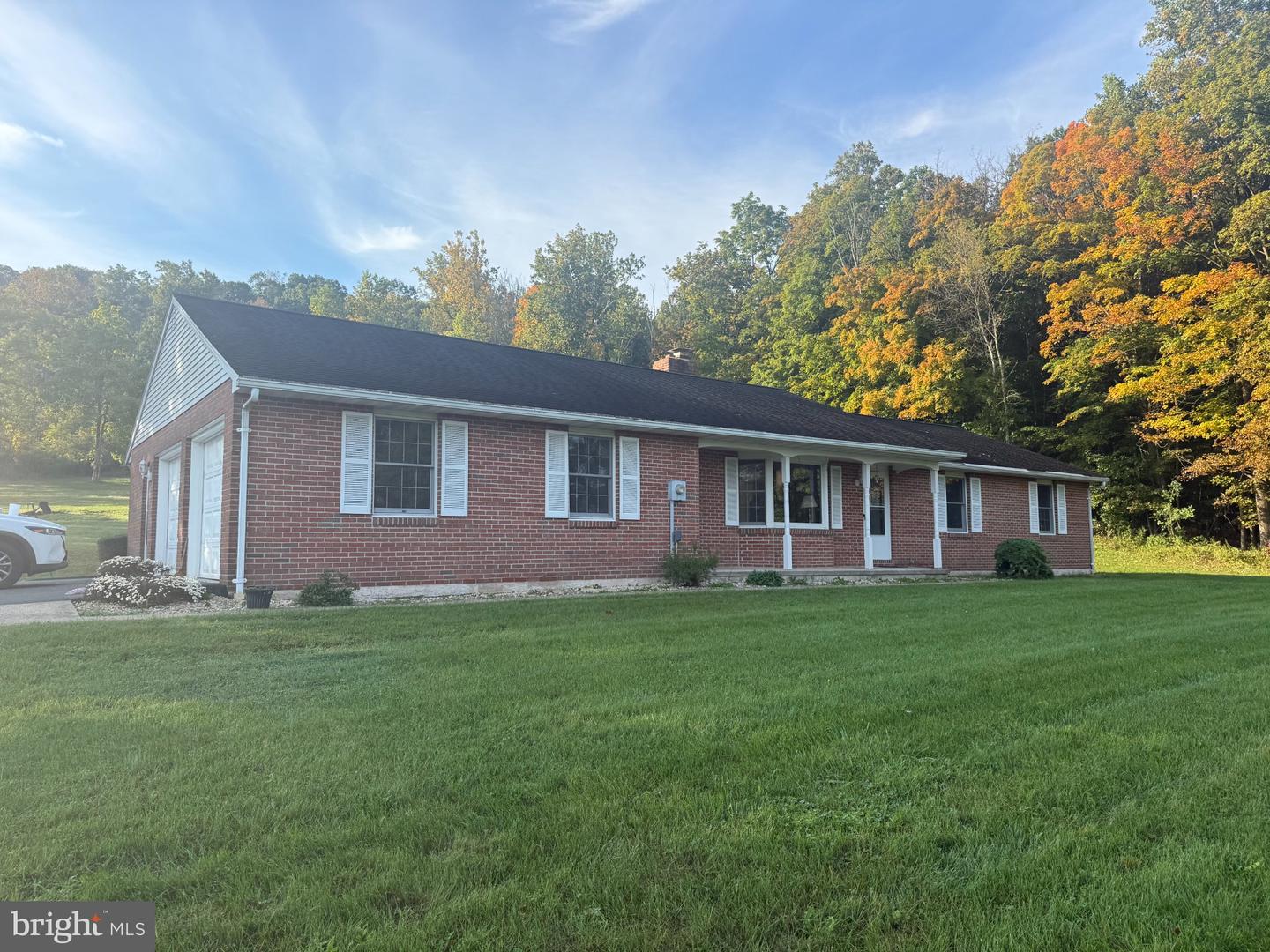 223 Creek Rd — photo