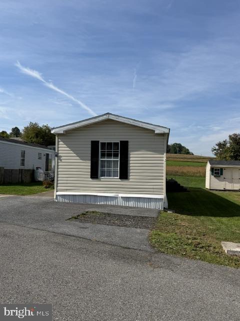 6 Green Acres Rd — photo