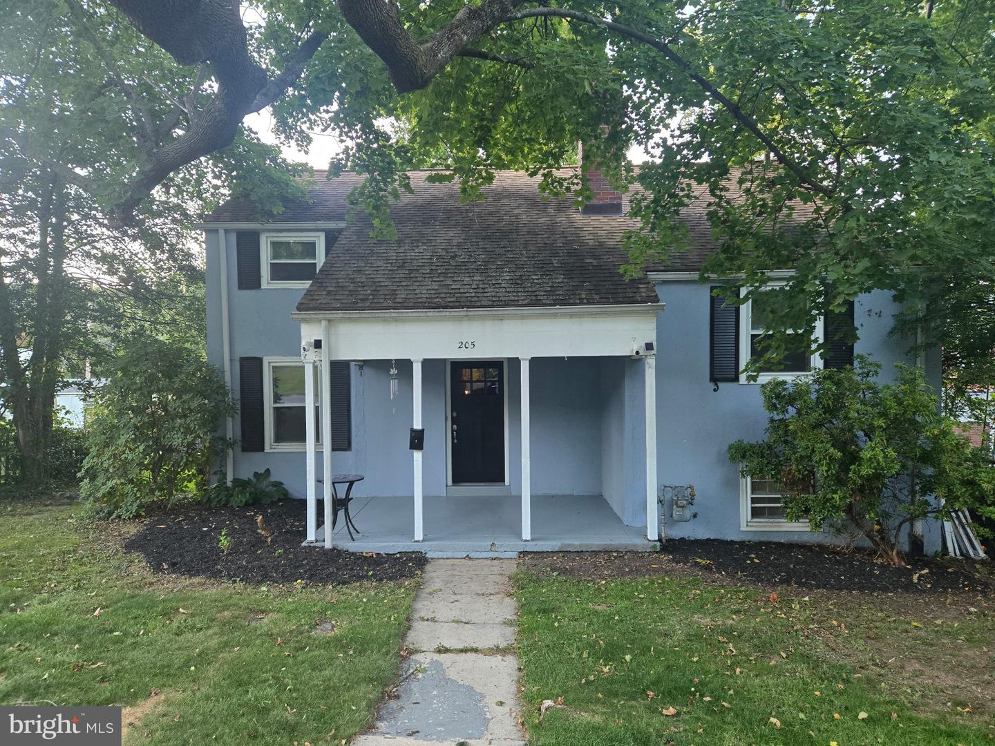 205 Butter Ln — photo