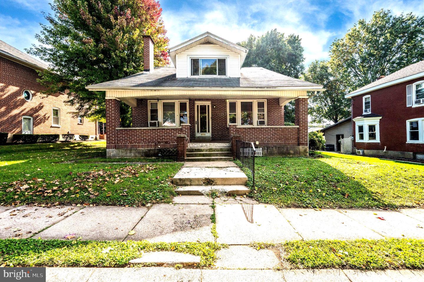 808 Elizabeth Ave — photo