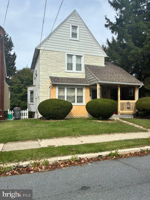 2549 Grant St — photo